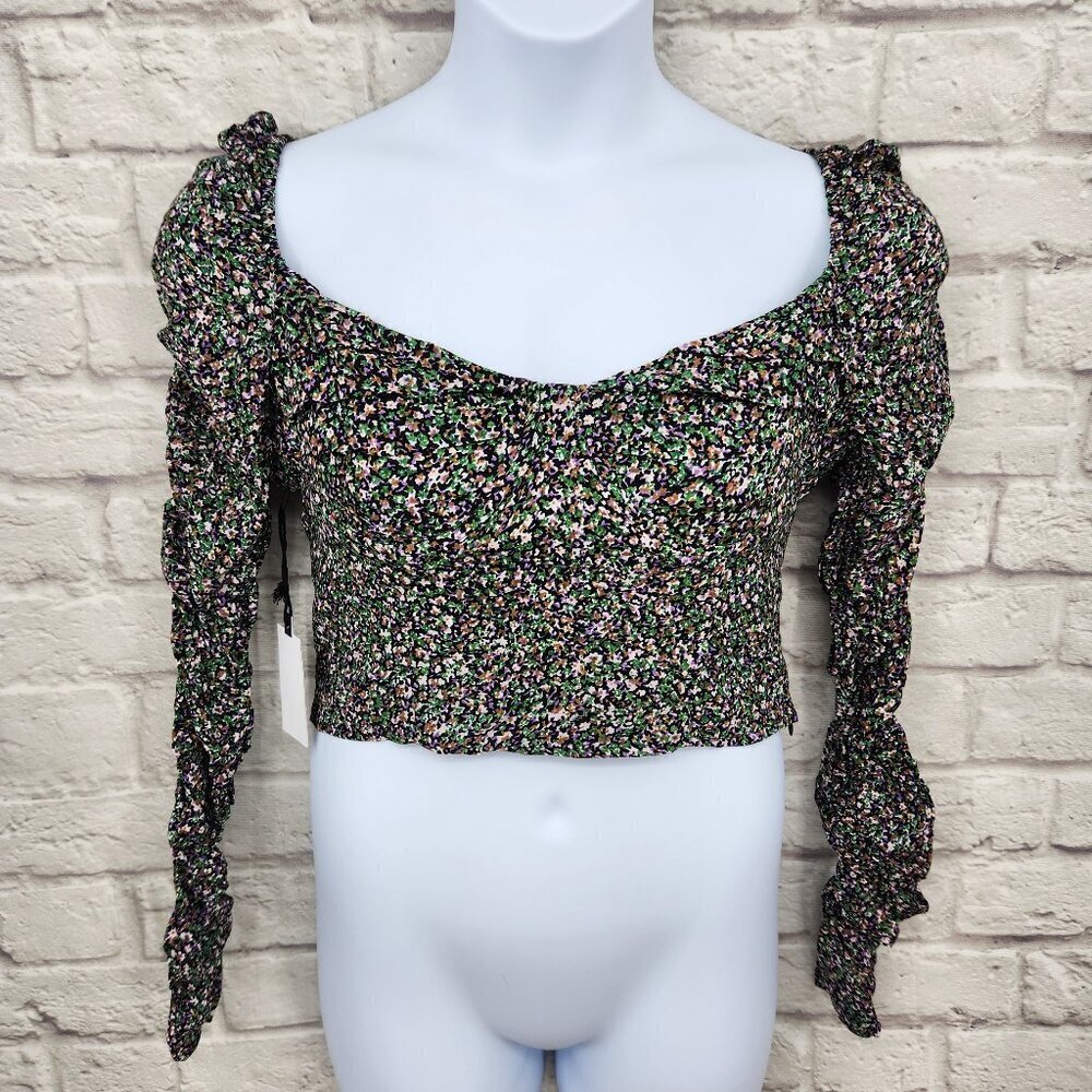 ASTR the Label Long Ruched Sleeve Livie Top in black green Ditsy Size Large NEW - Picture 2 of 16